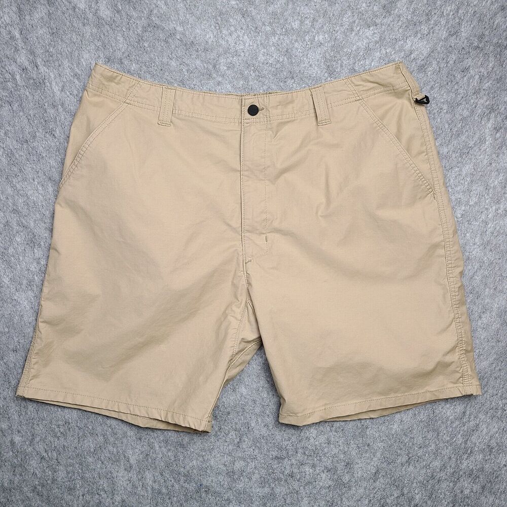 Wrangler Outdoor‎ Shorts Men 42 Performance Comfort Stretch Waist Khaki Color